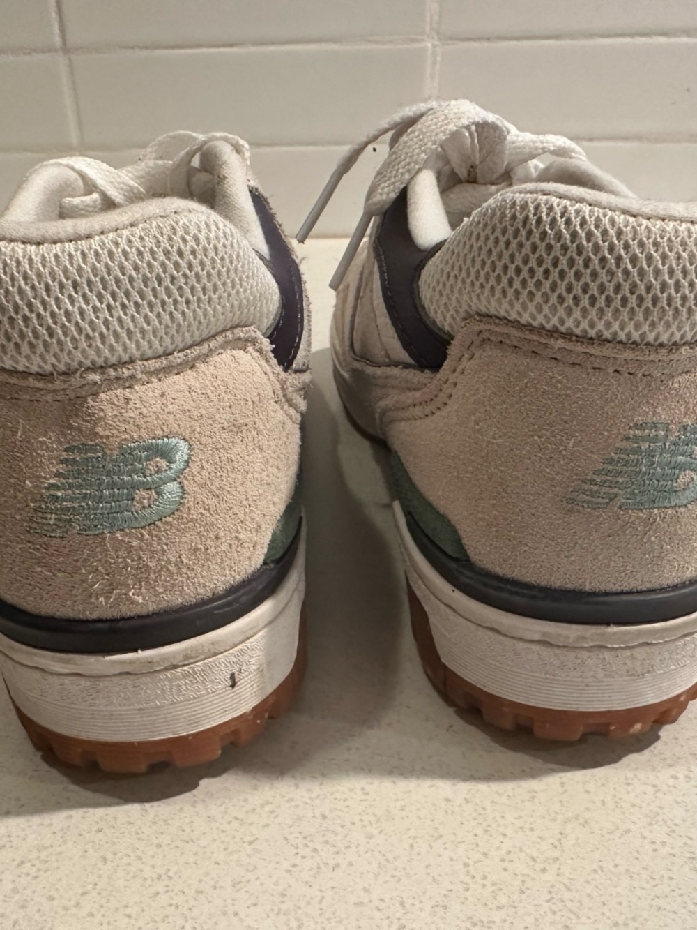 Size 7 - New Balance 550 Sea Salt winter fog - Picture 3 of 6